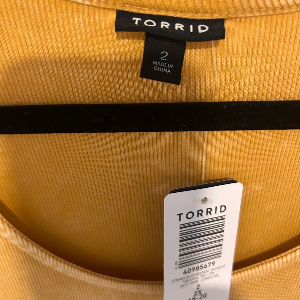 NWT Torrid Mustard Long Sleeve Top with Lace Detail Size 2 (18-20) - Picture 6 of 9